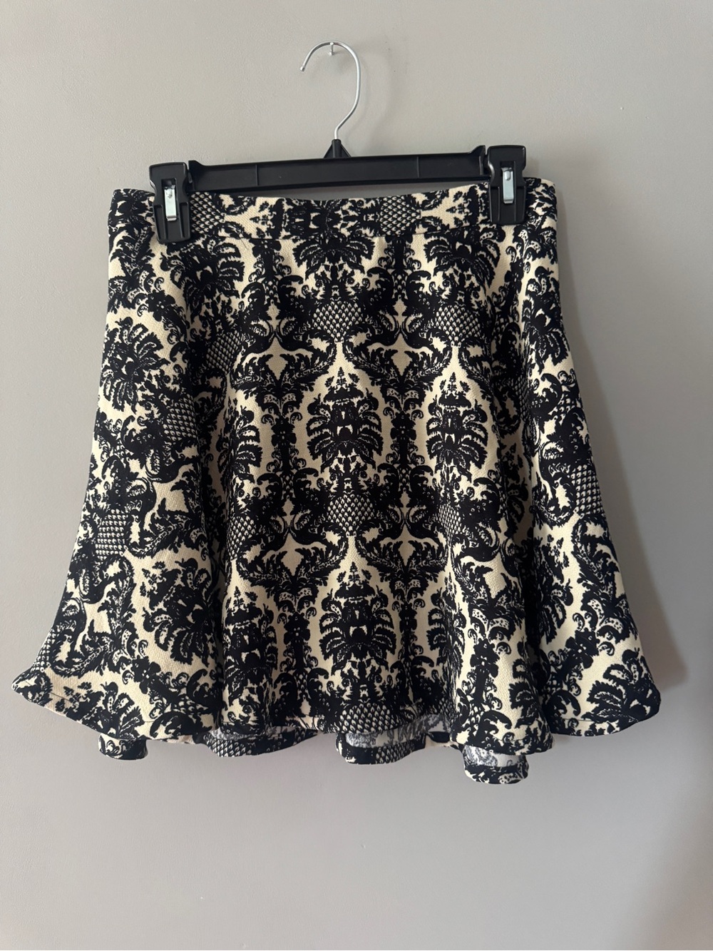 Cecico | Black and Cream Damask Skater Skirt | M